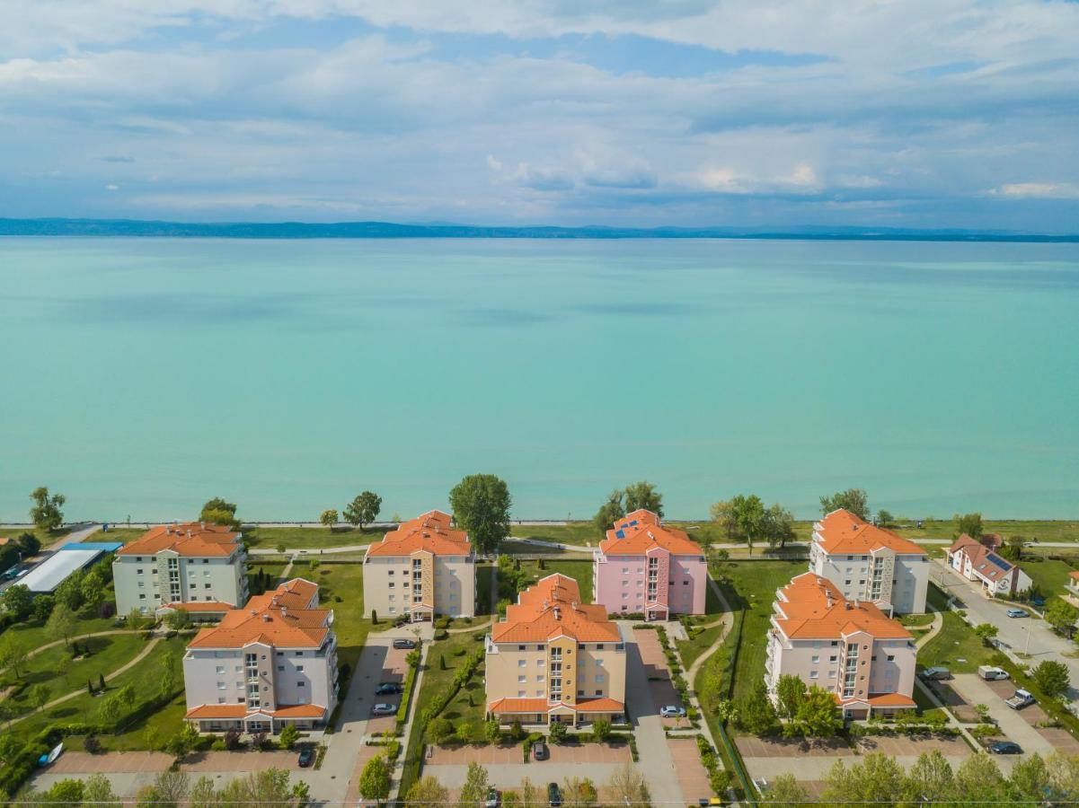 Myflat Golden Coast Panorama Apartment Siofok Dış mekan fotoğraf