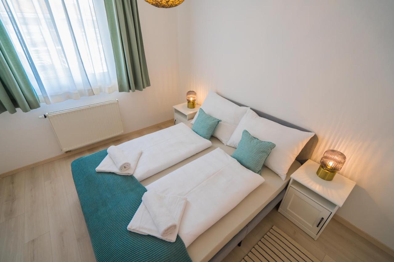 Myflat Golden Coast Panorama Apartment Siofok Dış mekan fotoğraf